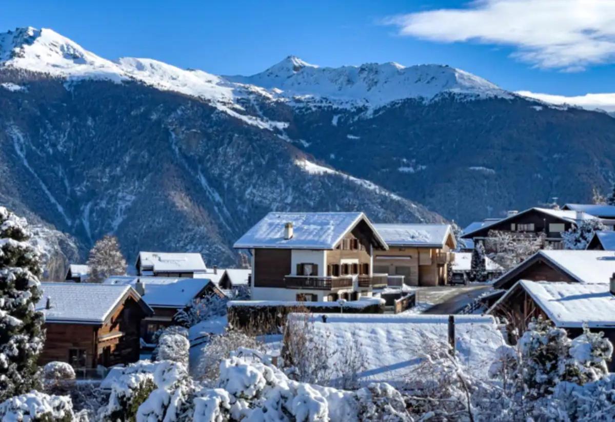 The Eagle Nest Duplex - Your Mountain Retreat *