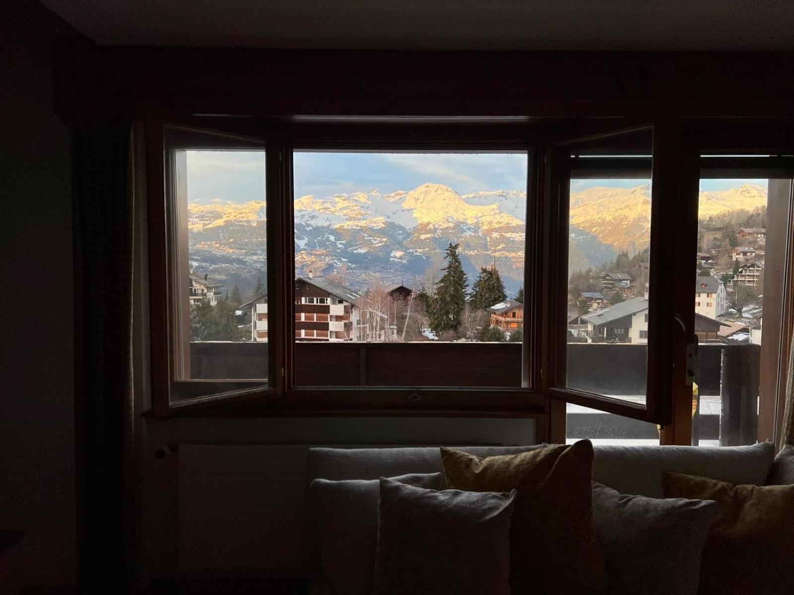The Eagle Nest Duplex - Your Mountain Retreat Appartement Vercorin